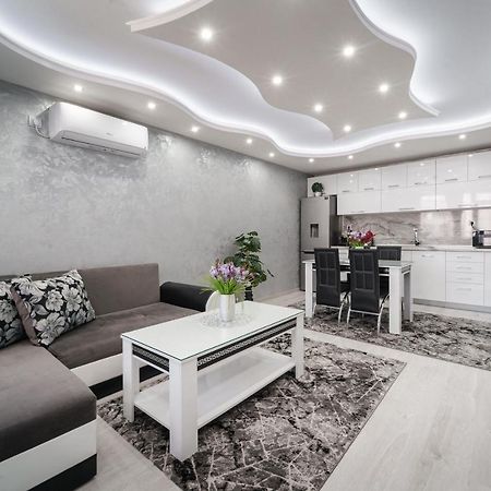 City Apartments - A Brand New Luxury & Comfy 2 Asenovgrad Exterior foto