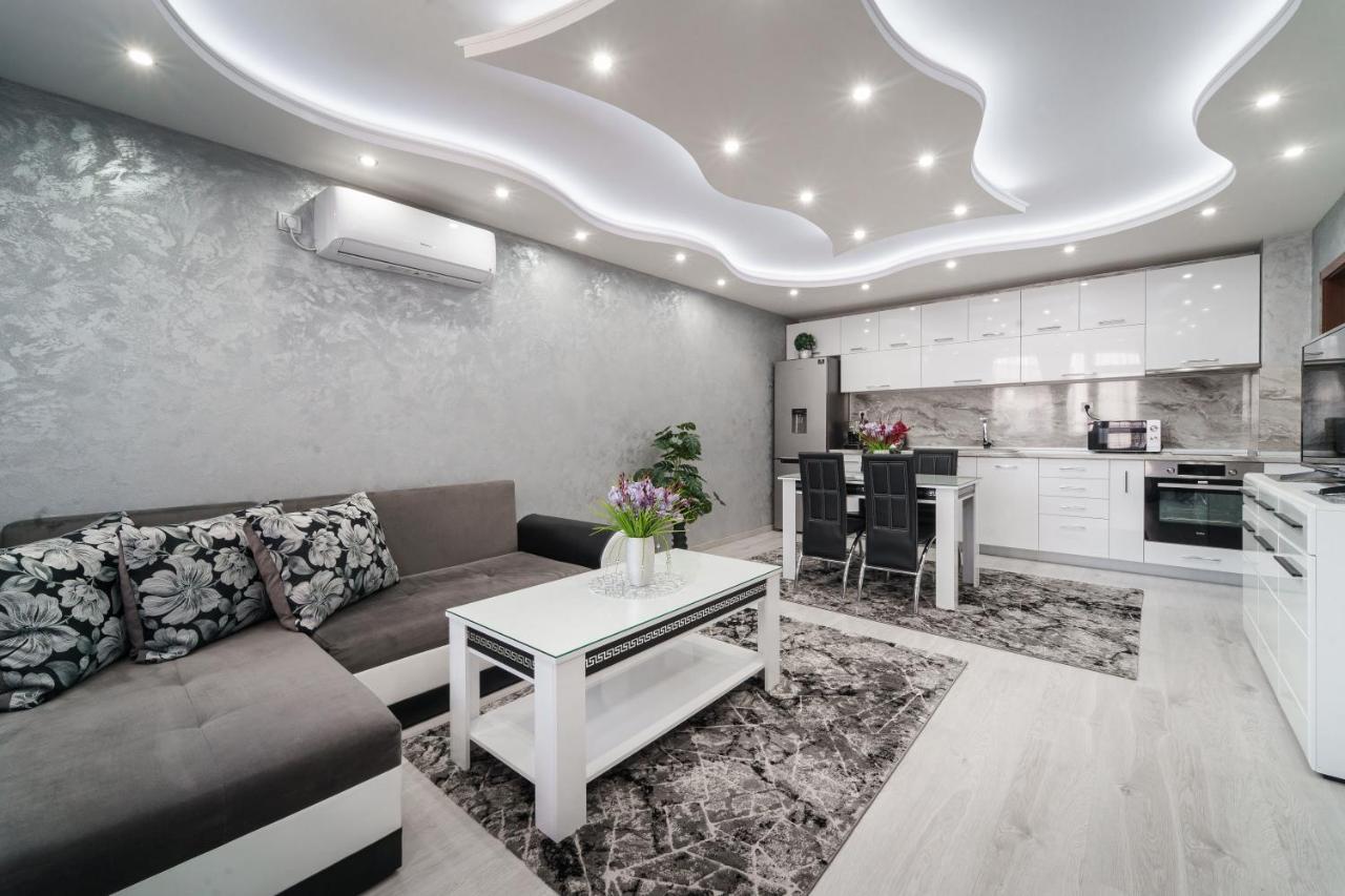 City Apartments - A Brand New Luxury & Comfy 2 Asenovgrad Exterior foto